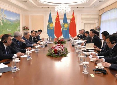 Главы казахстана и китая обсудили сотрудничество в ряде сфер