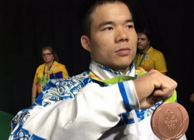 Тяжелоатлет ф.харки завоевал бронзу на олимпиаде в рио