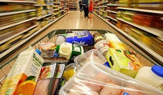 В россии начали продавать еду в кредит